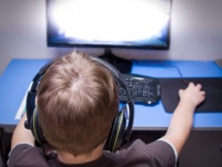 どうせやるならガチでやれ！習い事感覚で子供にゲームの個人コーチをつける親たち