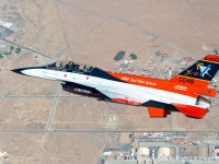 世界初、AIが戦闘機を17時間にわたり完全無人操縦。さらには2機でドッグファイトも