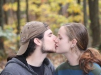 「キスしていい？」律儀に女性に許可を得る男子は●●％