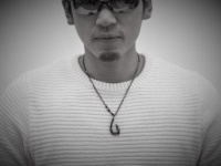 「上手に浴衣を着られないままやってきた花火大会。そこでヤンチャそうなお兄さんに声をかけられて...」（40代女性）